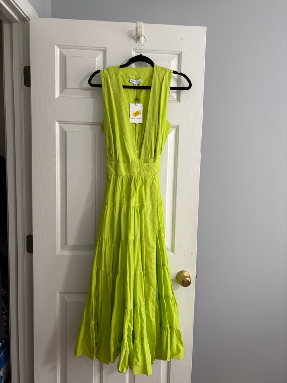 Gibson Latimer Tiered-Sleeveless V-Neck Lime Green Maxi Dress